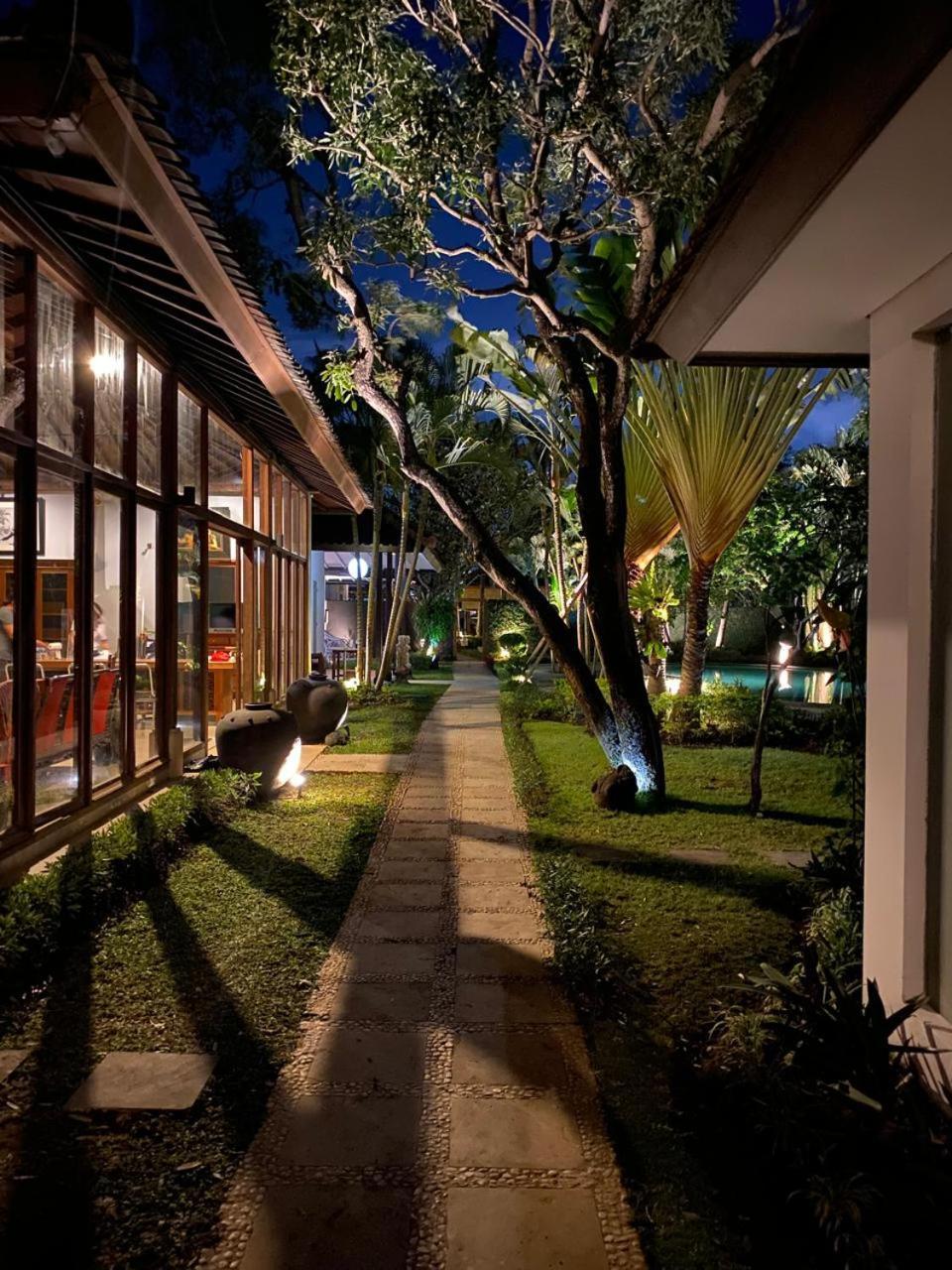 The Radian Villa Canggu  Exterior photo